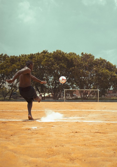 他在现代足 他在现代足